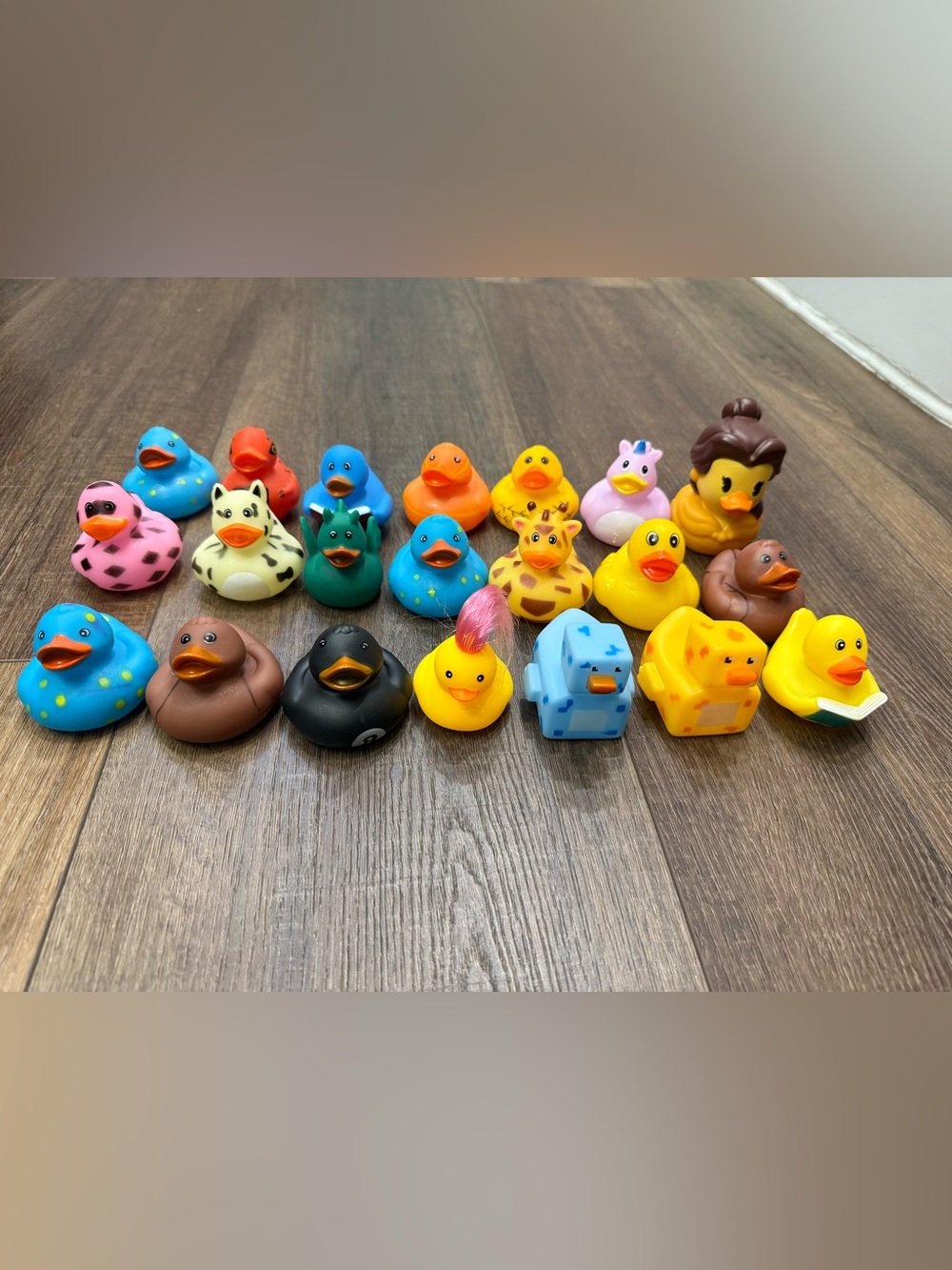 Lot of 21 rubber duckies great for kids jeep cruises random pack - Picture 2 of 6